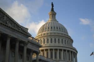 Coinbase: le Congrès résoudra la situation face à la SEC